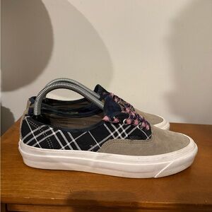 Vans Authentic Men’s 8.5 Women’s 10 Patchwork Style Mulitcolor shoes plaid suede